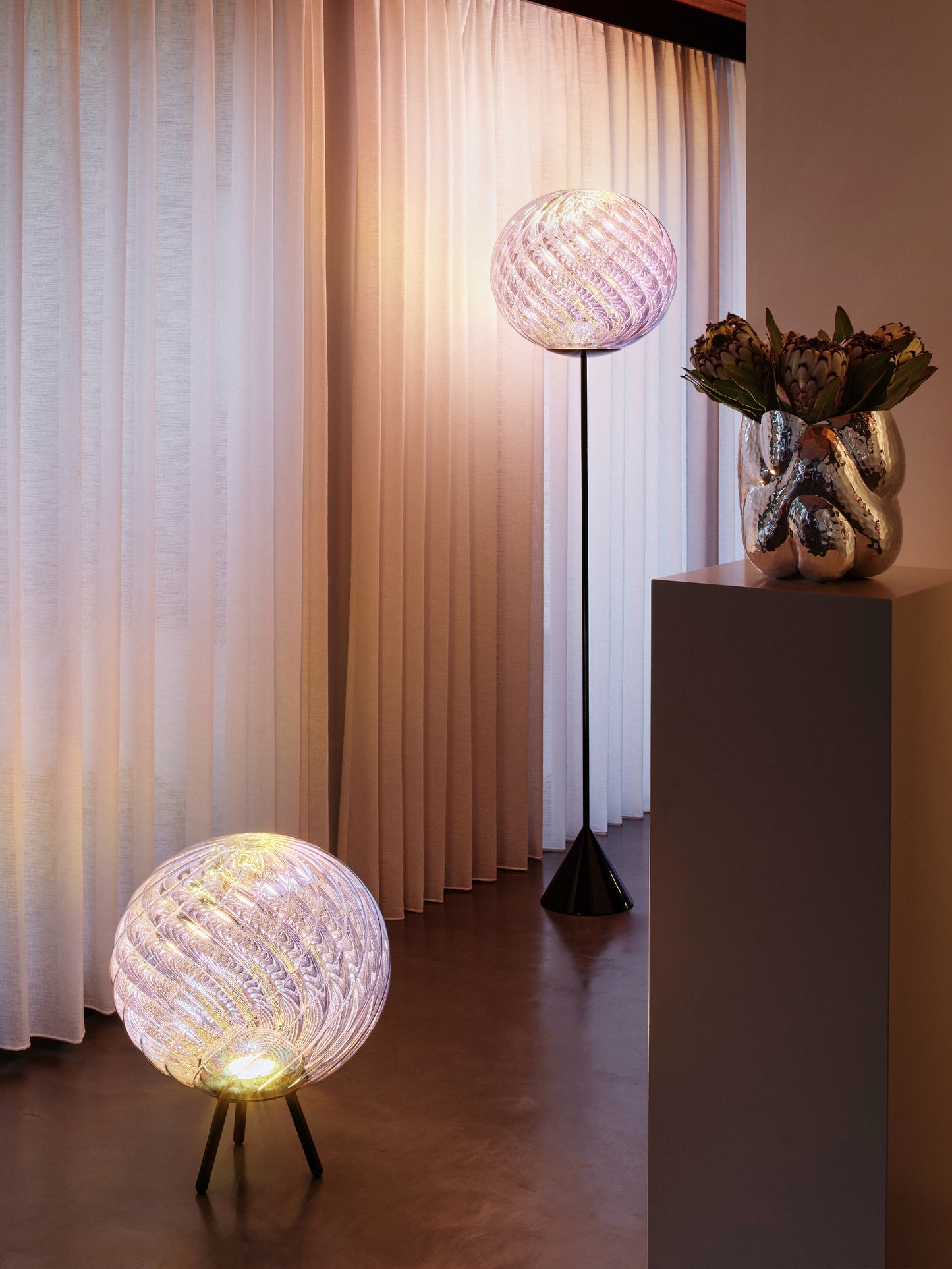 Whirl Portable Floor/Hanging Silver Dichroic LEDUN