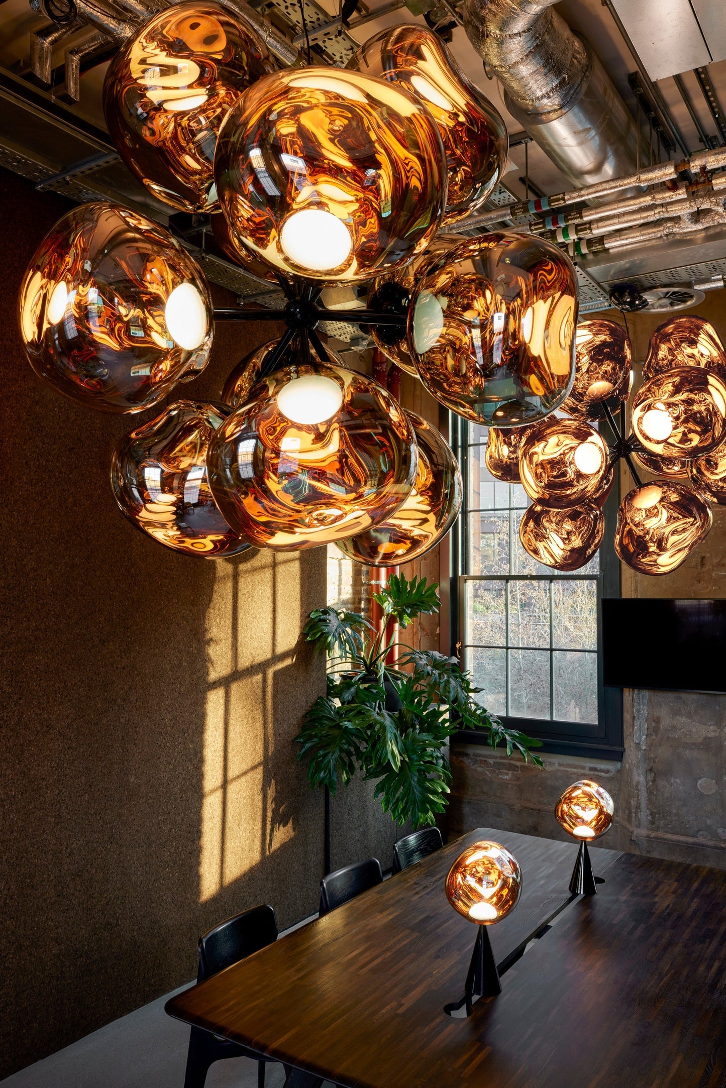 Melt Burst Chandelier Opal LED CB